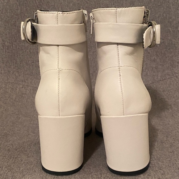 White STEVEN by Steve Madden booties - Picture 6 of 12